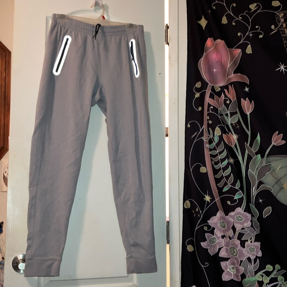 Old Navy Light grey sweat pants
